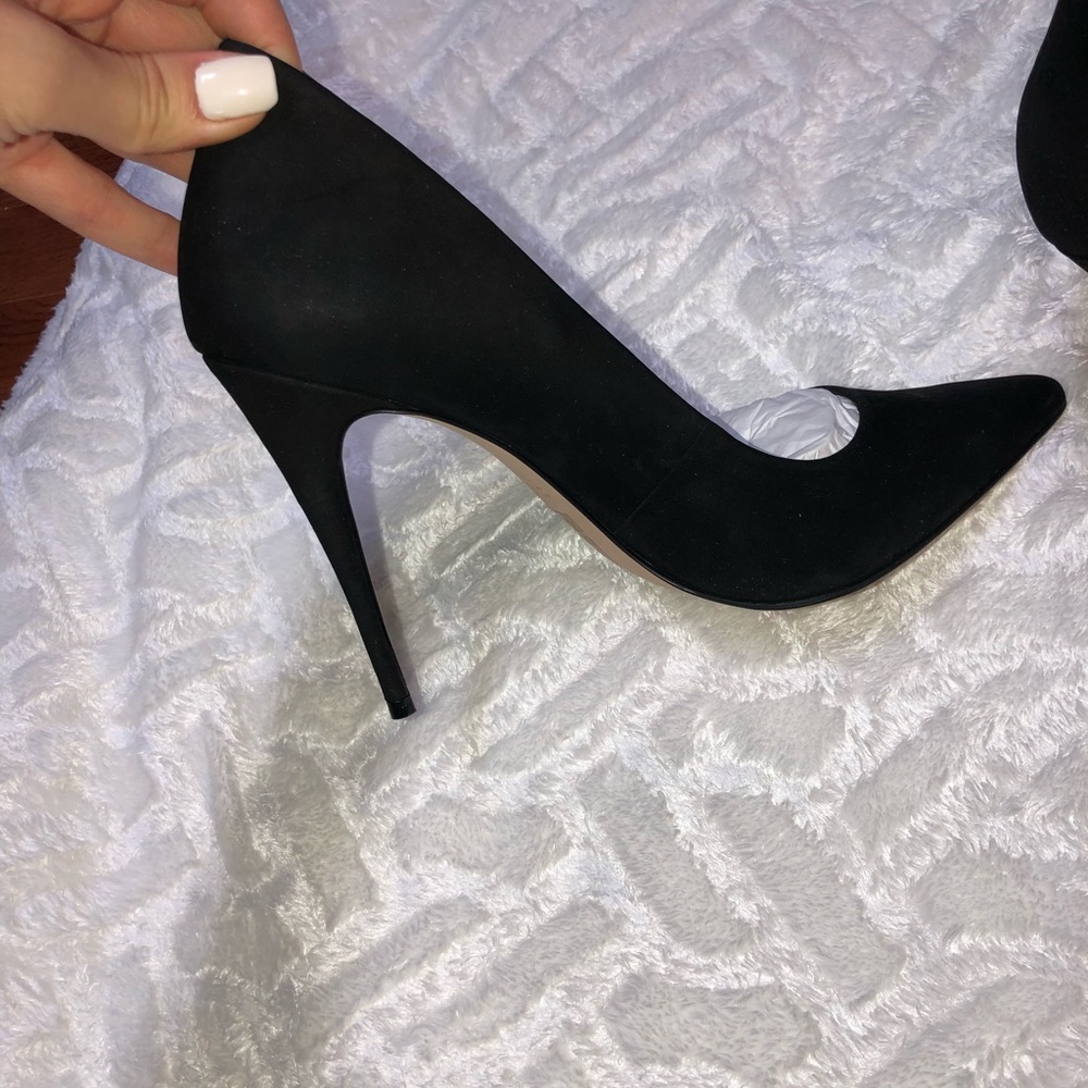 Aldo suede heels